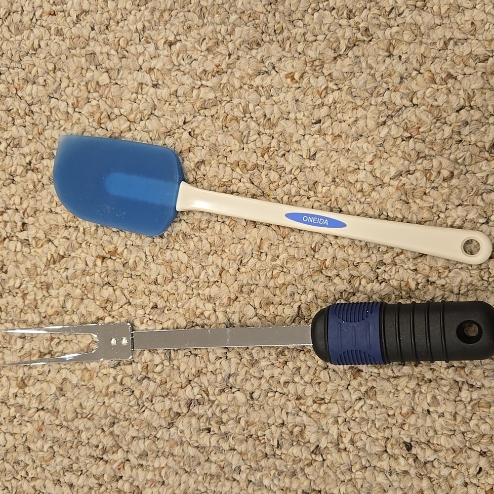 ONEIDA Silicone Spatula & NEW Cooking Fork